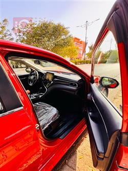 تۆیۆتا کامری